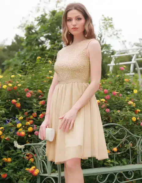 Puošni suknelė su tiuliu, XL