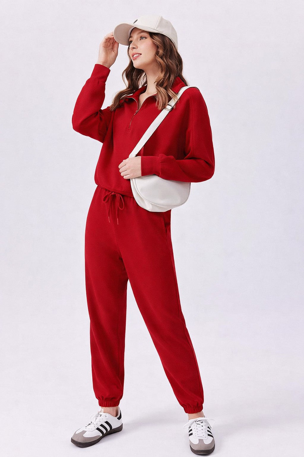 Laisvalaiko kostiumas, L